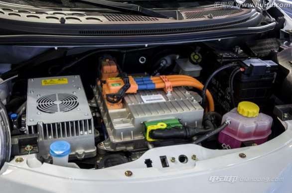 电动汽车的电池类型及其详细介绍